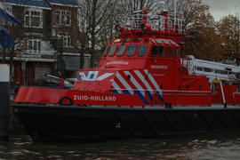 Dordrecht boats (3).NEF