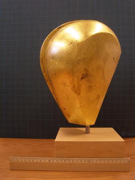 Gold "Head Form" and base
