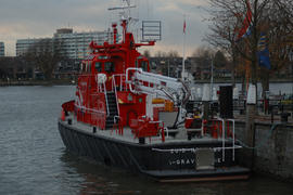 Dordrecht boats (4).NEF