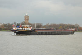 Dordrecht boats (1).NEF